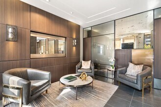 1427 Rhode Island Ave NW, Unit 503 in Washington, DC - Foto de edificio - Building Photo