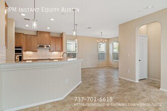 6300 Carriage Pines Dr in Del Valle, TX - Building Photo - Building Photo