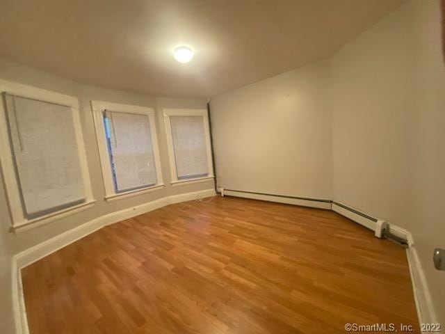385 Park Ave, Unit 2 in Bridgeport, CT - Building Photo - Building Photo