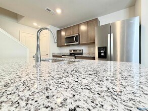 21432 Scuttle St, Unit 1151-111 in Athens, AL - Foto de edificio - Building Photo