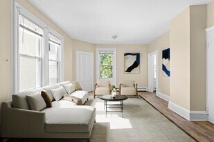 17 LINDEN St in Bayonne, NJ - Building Photo