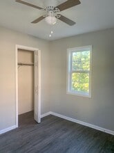 1202 Bay St in Morehead City, NC - Building Photo - Building Photo