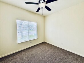 1756 San Ramon Ln in Los Banos, CA - Building Photo - Building Photo