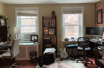25 Hanson St in Boston, MA - Building Photo - Building Photo