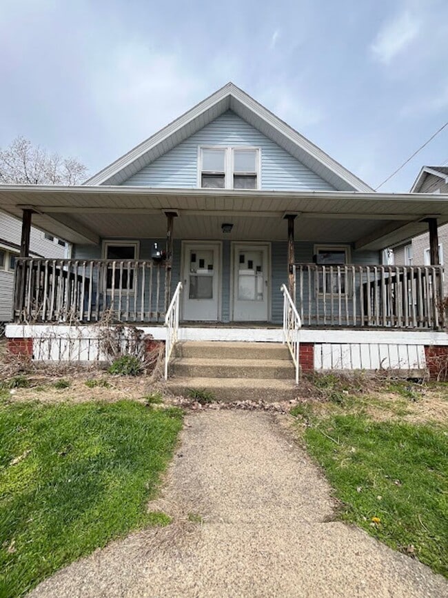 property at 803 21st St NW