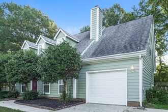 9000 Oren Thompson Rd in Charlotte, NC - Foto de edificio - Building Photo