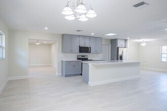 70 S Winter Park Dr in Casselberry, FL - Building Photo - Building Photo