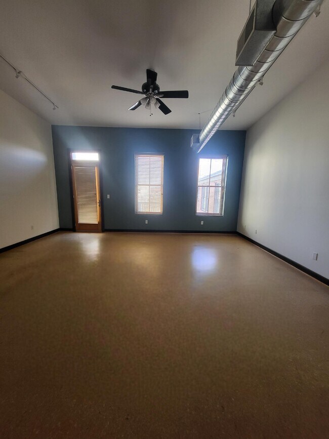 806 Madison Ave in Covington, KY - Building Photo - Building Photo