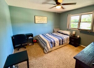 2916 Youngdale Ave, Unit Unit B in La crosse, WI - Building Photo - Building Photo