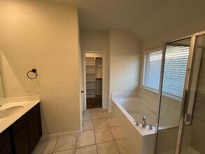 5848 Melville Ln in Heath, TX - Building Photo - Building Photo