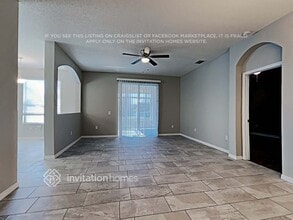 1613 Open Field Loop in Brandon, FL - Building Photo - Building Photo