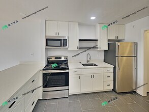 The Westlake in Oakland, CA - Foto de edificio - Building Photo