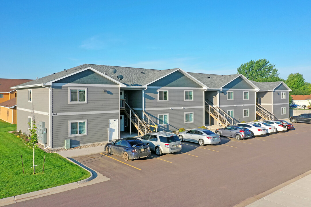 Edgewood Apartments in Tea, SD - Building Photo