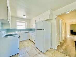 3233 Conkling Pl W in Seattle, WA - Building Photo - Building Photo
