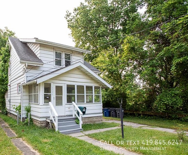3726 Lockwood Ave in Toledo, OH - Building Photo - Building Photo
