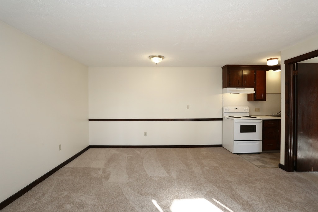 Meadowbrook Apartments Ellington, CT Apartments