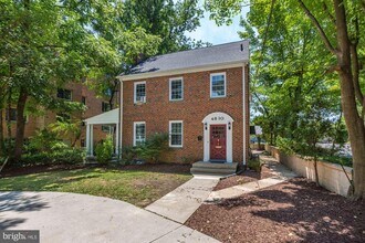 4810 Chevy Chase Dr in Chevy Chase, MD - Building Photo - Building Photo