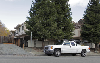 1776 Lacassie Ave in Walnut Creek, CA - Building Photo - Building Photo