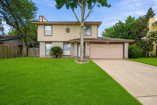 property at 6910 Paso Del Sol Dr