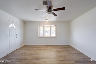 1908 E Lynne Ln in Phoenix, AZ - Building Photo - Building Photo