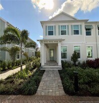 860 SW St Creek Dr in Palm City, FL - Building Photo