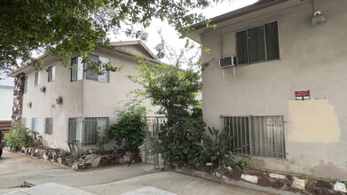 6559 N Figueroa St in Los Angeles, CA - Building Photo - Building Photo