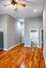 106 N Division St, Unit B in Salisbury, MD - Foto de edificio - Building Photo