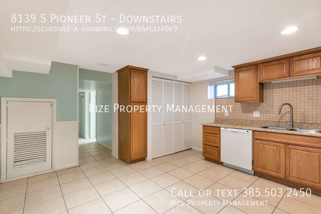 8139 S Pioneer St-Unit -Downstairs in Midvale, UT - Foto de edificio - Building Photo