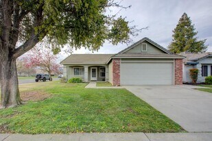 4403 Capurso Dr in Turlock, CA - Building Photo