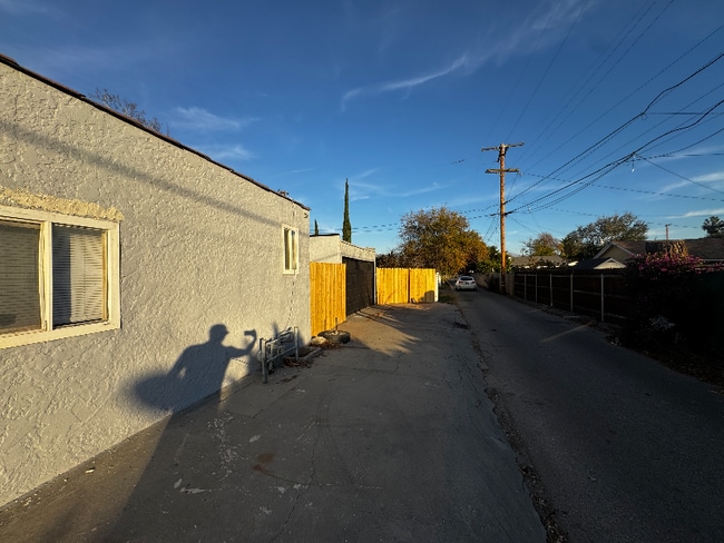 1707 N Pershing Ave in San Bernardino, CA - Building Photo - Building Photo