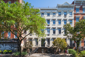 East Village apartment in New York, NY - Building Photo - Building Photo