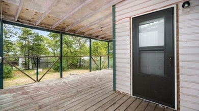 305 W Court St in Atoka, OK - Building Photo - Building Photo