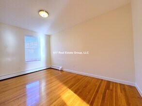 172 N Beacon St in Boston, MA - Building Photo - Building Photo