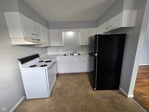 6262 Eastridge Dr in Indianapolis, IN - Building Photo - Building Photo