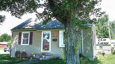 921 Booth Ave in Owensboro, KY - Building Photo - Building Photo