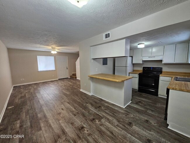 6405 Lenawee St in Callaway, FL - Building Photo - Building Photo