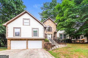 3414 Velvet Creek Dr SW in Marietta, GA - Building Photo