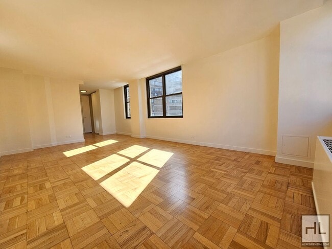 Corner 1-Bedroom in Midtown East | 11th Fl in New York, NY - Building Photo - Building Photo