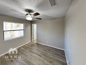 204 S Maki Rd in Plant City, FL - Building Photo - Building Photo