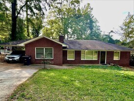 21 Opal St in Cartersville, GA - Building Photo