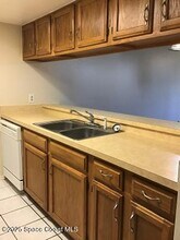 935 Prosperity Pl in Rockledge, FL - Building Photo - Building Photo