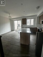 1259 Lily Cres in Milton, ON - Building Photo - Building Photo