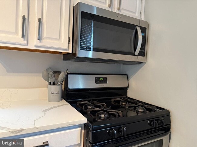 2208 Vermont Ave in Hyattsville, MD - Building Photo - Building Photo