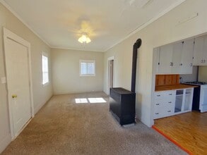 230 NW 17th St in Corvallis, OR - Building Photo - Building Photo