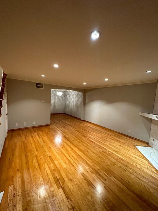 1316 E California Ave, Unit 10 in Glendale, CA - Foto de edificio