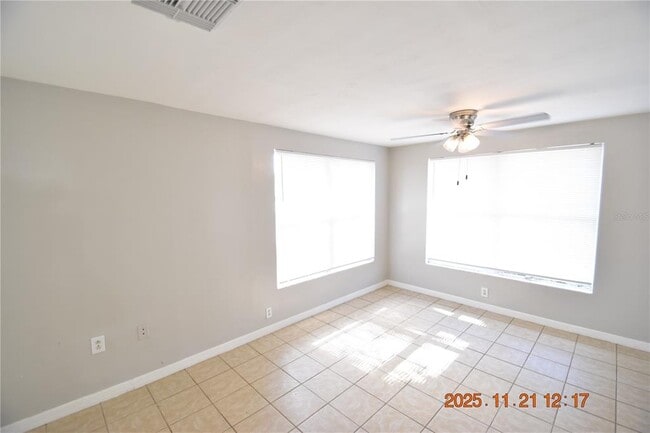 363 Milwaukee Ave in Dunedin, FL - Building Photo - Building Photo