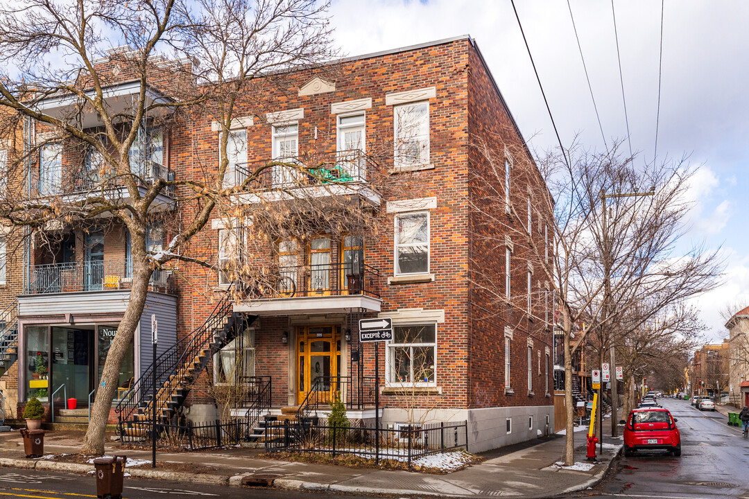 1991-1999 Gilford St in Montréal, QC - Building Photo