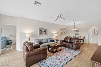 23300 Coconut Island Dr in Bonita Springs, FL - Building Photo - Building Photo