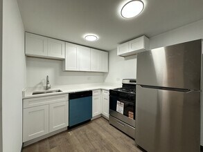 1626 N Fairfield Ave, Unit R00A in Chicago, IL - Building Photo - Building Photo