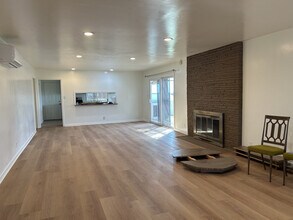 6104 Bernhard Ave, Unit Main Unit in Richmond, CA - Foto de edificio - Building Photo